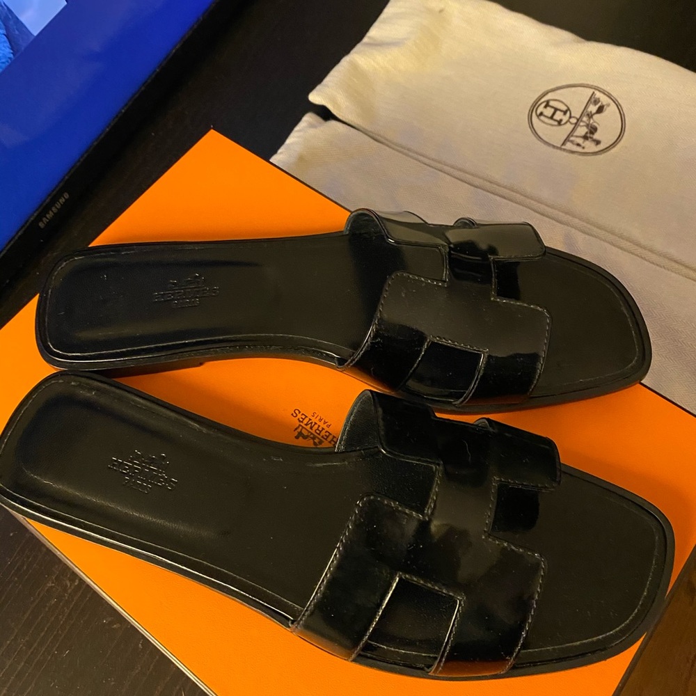 Hermès classic H slippers